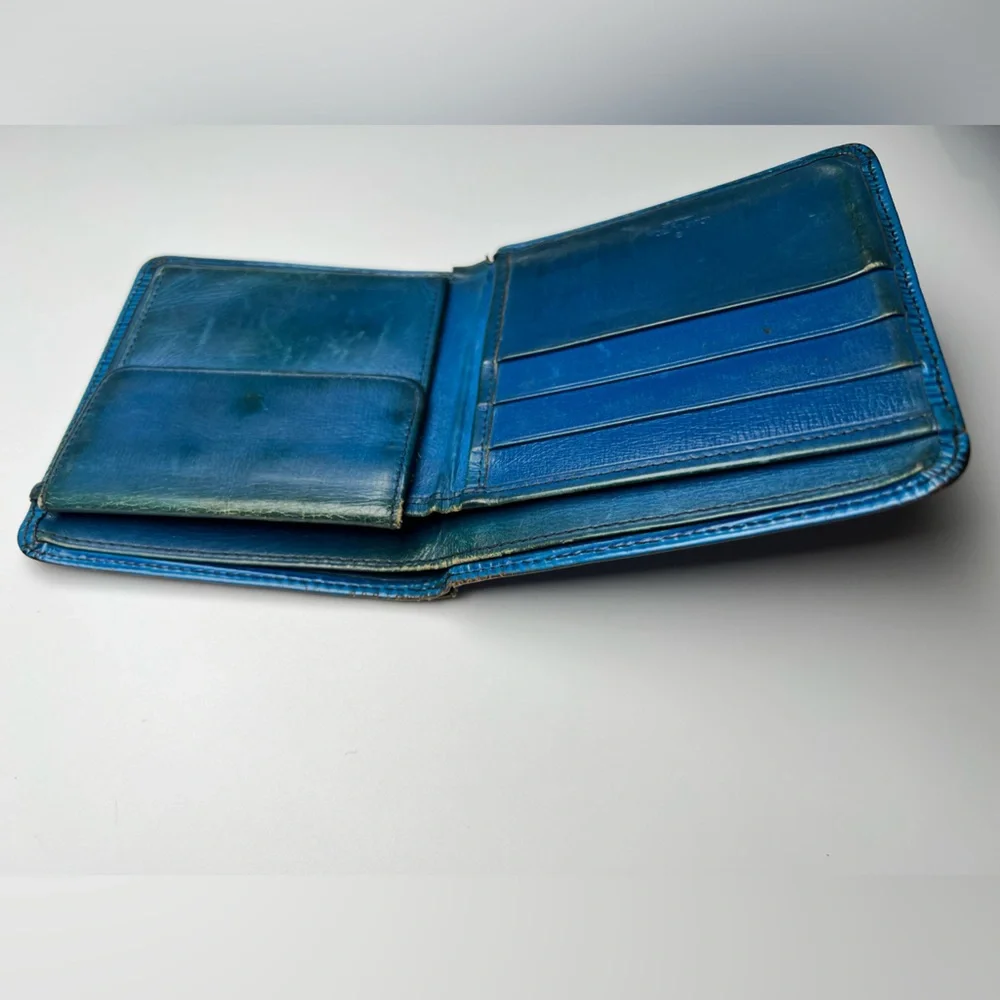 LOUIS VUITTON Epi Bifold Wallet